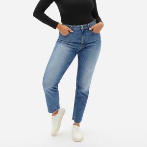 EVERLANE The Curvy Cheeky® Straight Jean CROP
